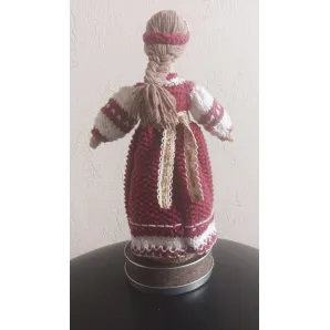 Вязаная кукла-оберег