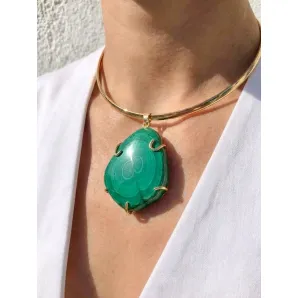 Колье-чокер с кулоном из натурального малахита ручной работы | Стильное колье с малахитовым кулоном