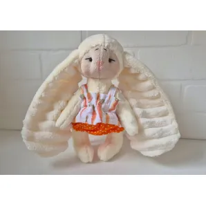Плюшевый пасхальный зайка