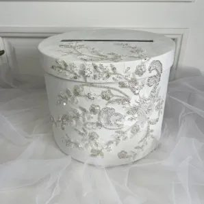 Казна свадебная, белая