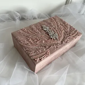 Шкатулка для украшений, розовая