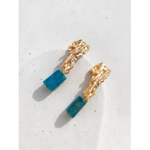 Серьги гвоздики с апатитом ручной работы, позолота