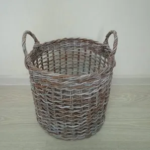 Корзина плетёная
