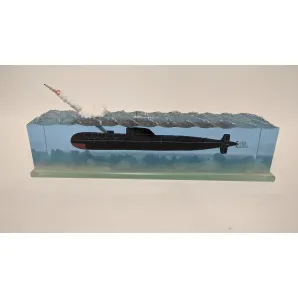Подводная лодка Проект 670  "Скат" с люминофором.