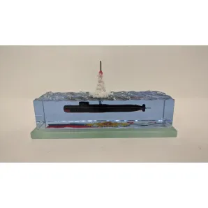 Подводная лодка 667А "Навага" с пуском ракеты