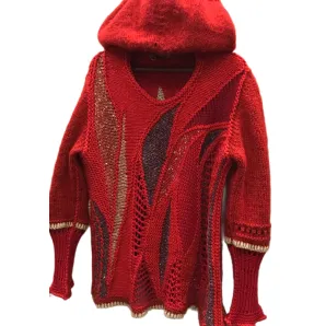 АЛЫЙ БАРХАТ красный джемпер с капюшоном