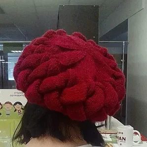 Объемный берет