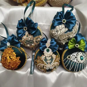 Ëлочные игрушки