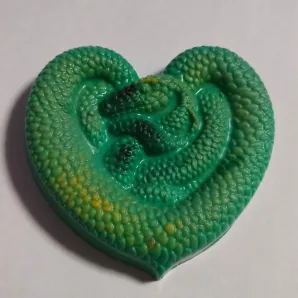 Мыло ручной работы змея