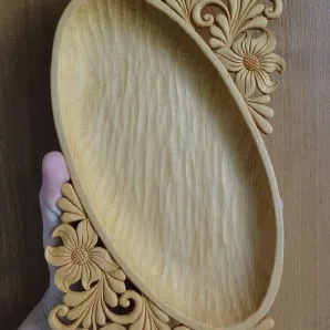Резной поднос