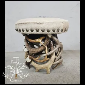 Табурет, пуф