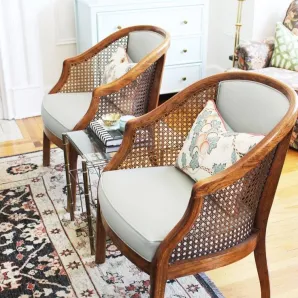 Стул из массива, деревянный