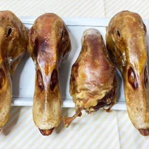 Лакомства для собак, кошек