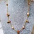 Цепочка с камешками