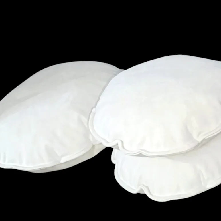 Декоративная подушка круглая, белая, диаметром 47 см