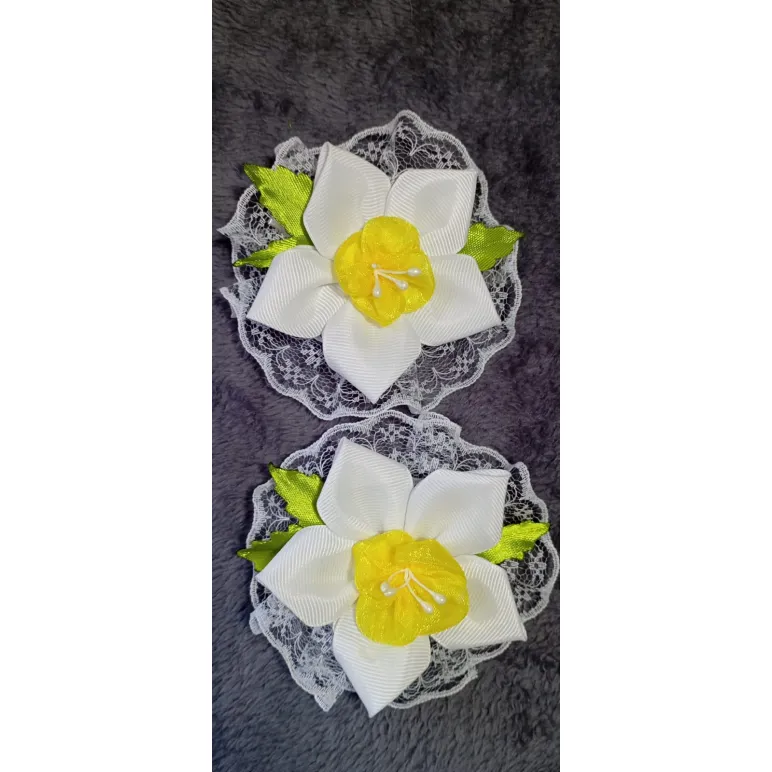 Банты и брошь — комплект