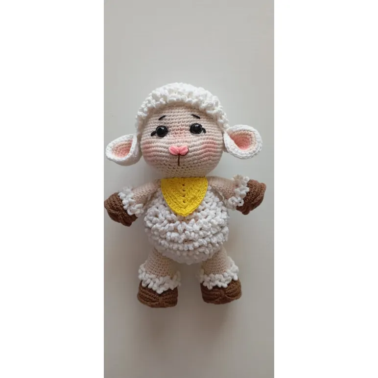 Игрушка Амигуруми — Ягненок