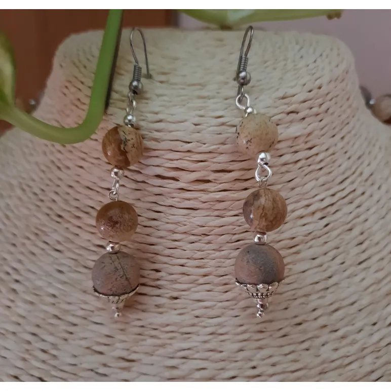 Комплект женской бижутерии из яшмы