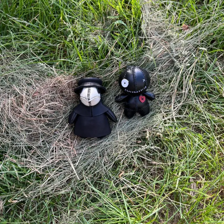 Кожаная Кукла Вуду.