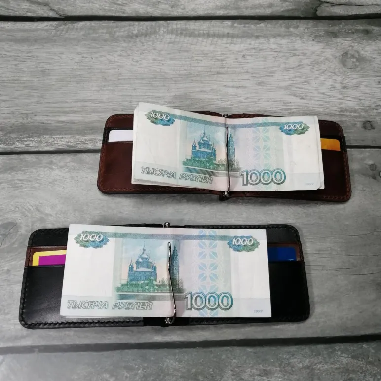 Кожаный зажим для купюр из кожи с отделением для карт.