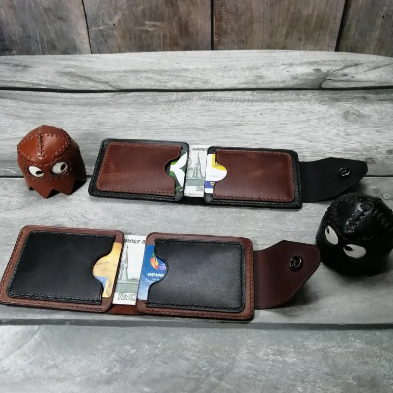 Кожаный кошелек.