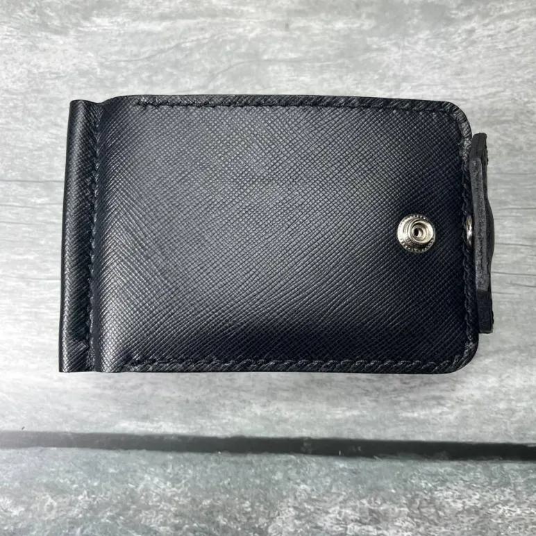 Кожаный зажим для купюр с монетницей