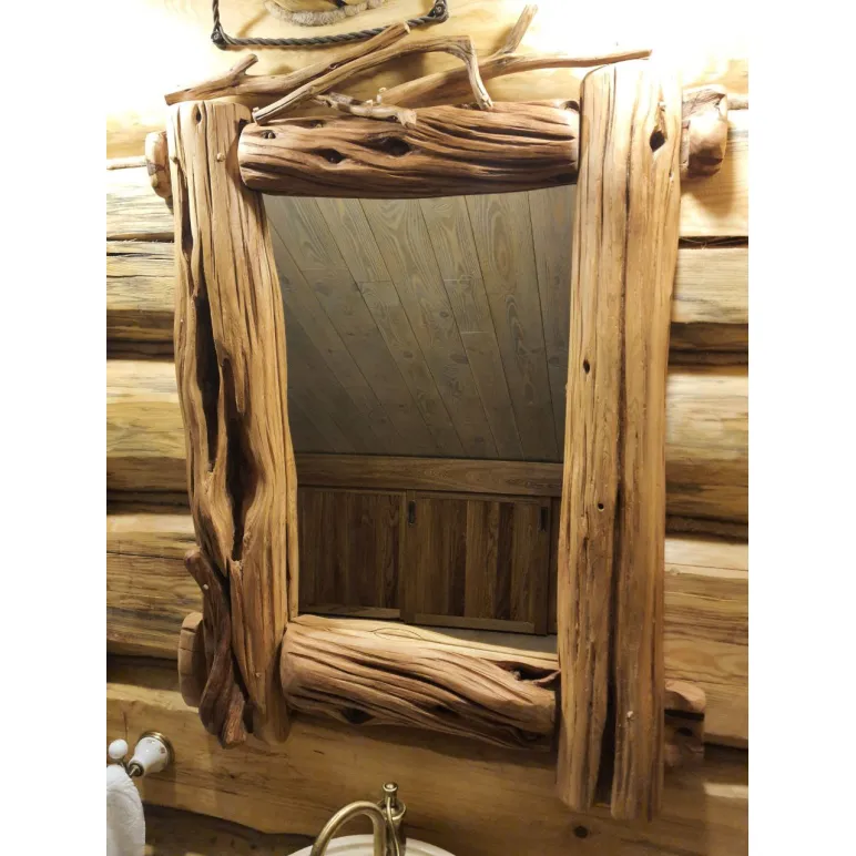 Зеркало интерьерное из массива