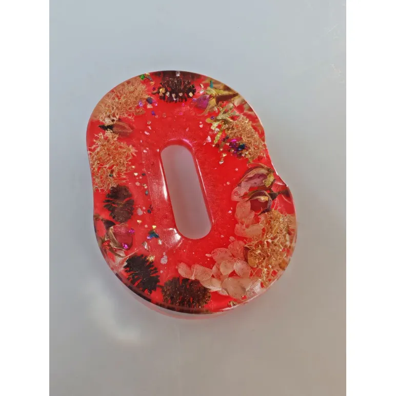 Мыльница из эпоксидной смолы с сухоцветами