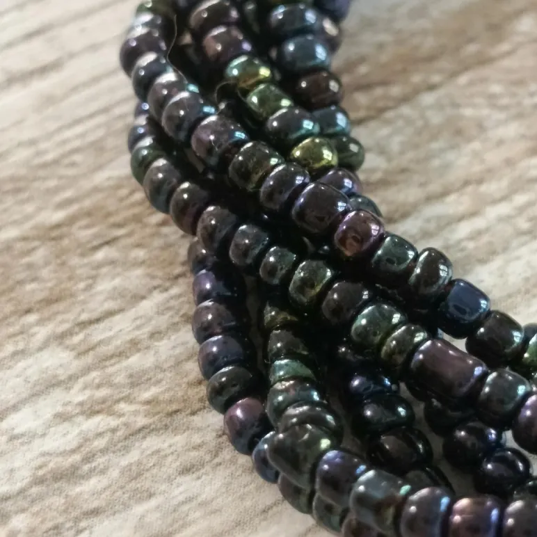 Многорядный браслет из жемчуга Ирис