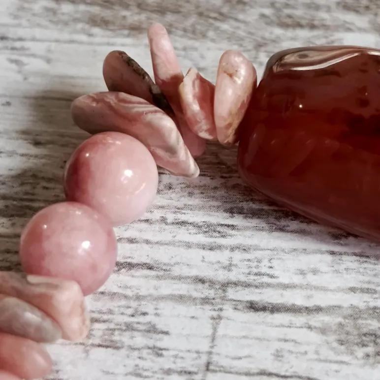 Браслет из кварца с агатом и родохрозитом