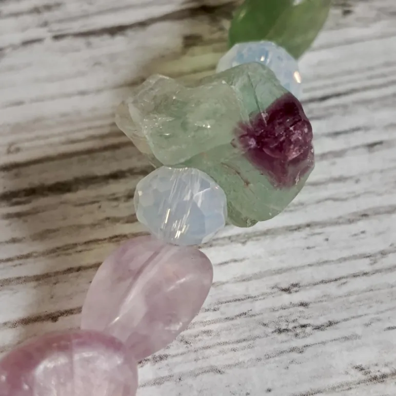 Браслет из флюорита с опалитом