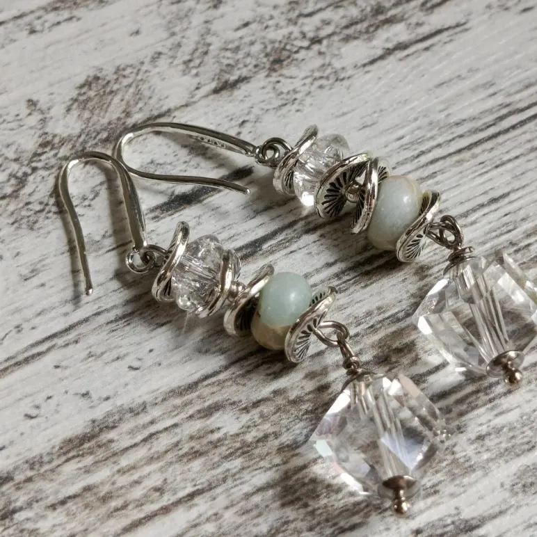 Серьги с хрусталем и голубым варисцитом