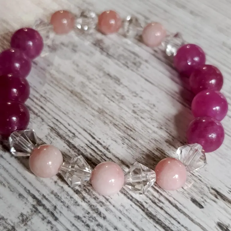 Браслет из халцедона, гелиолита и хрусталя