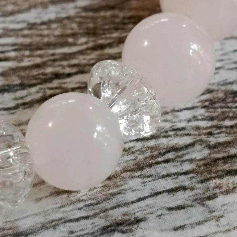 Браслет из розового кварца с хрусталем кракле