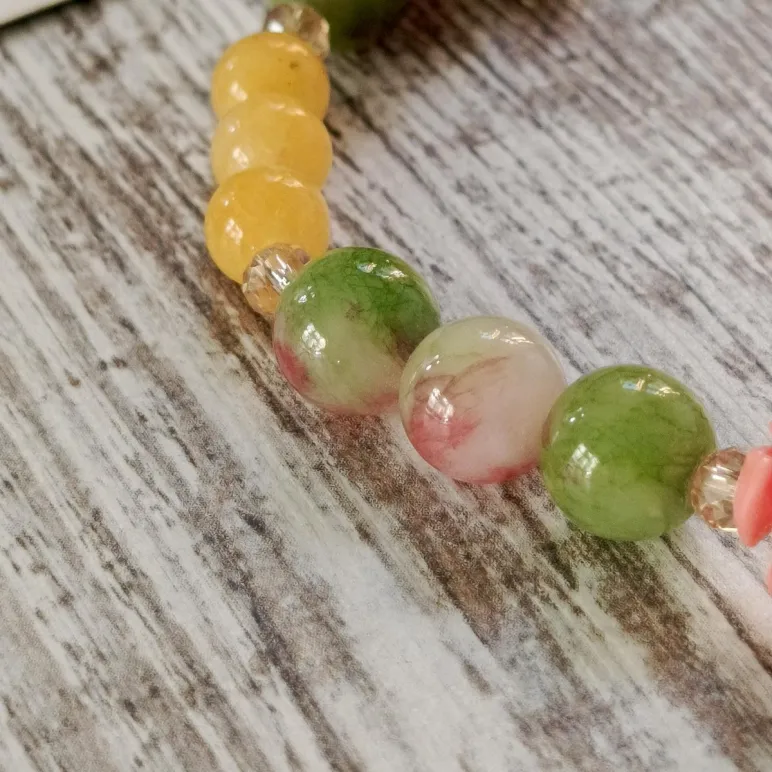 Браслет из турмалина с кальцитом и кораллом