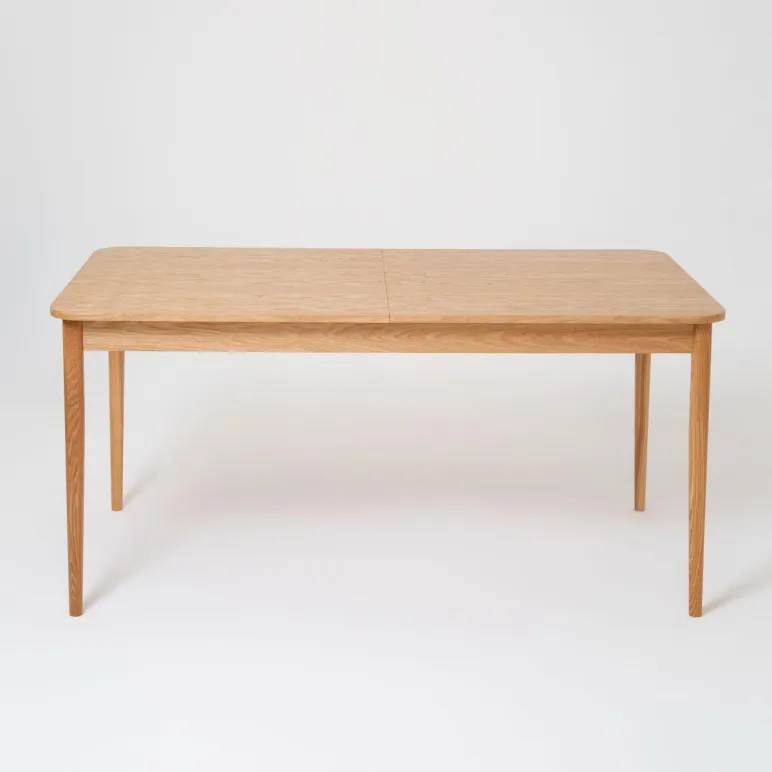 Прямоугольный, раздвижной стол. Дубовый шпон, массив ясеня