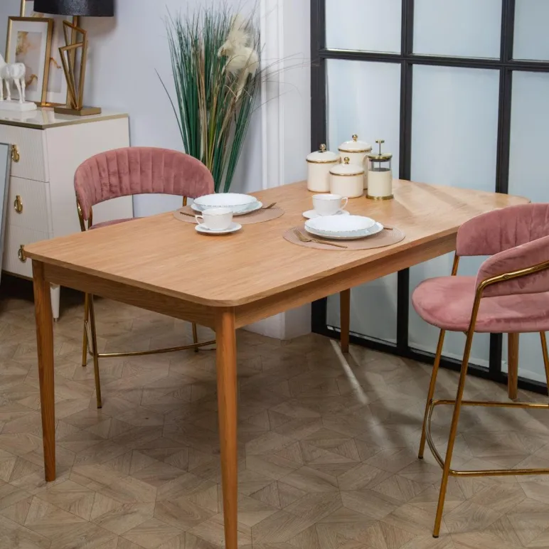 Прямоугольный, раздвижной стол. Дубовый шпон, массив ясеня