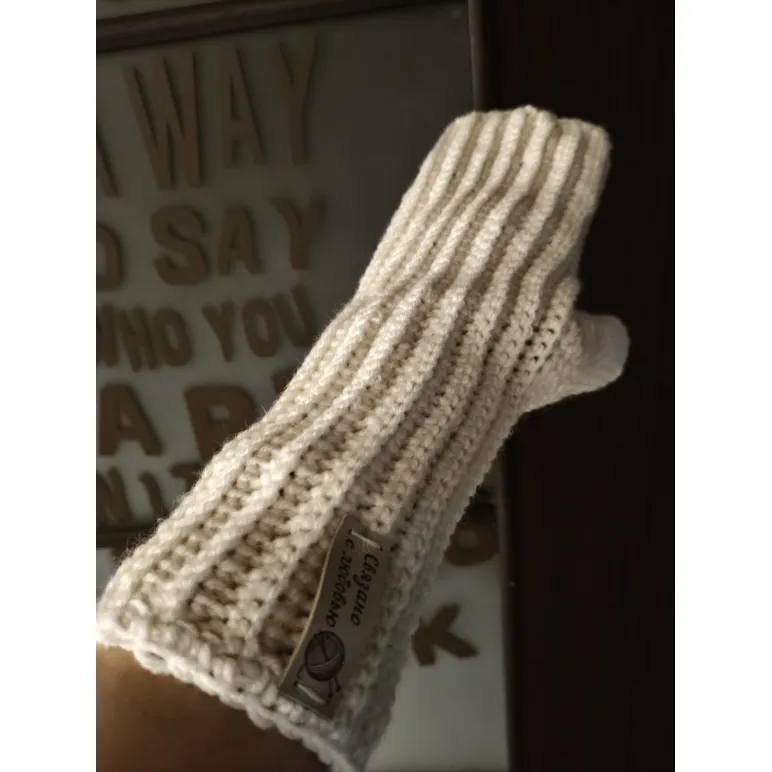 Шапка с ушками и минетки