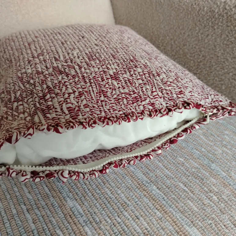 Декоративная подушка 35х35 см, двухсторонняя. Ручное ткачество.