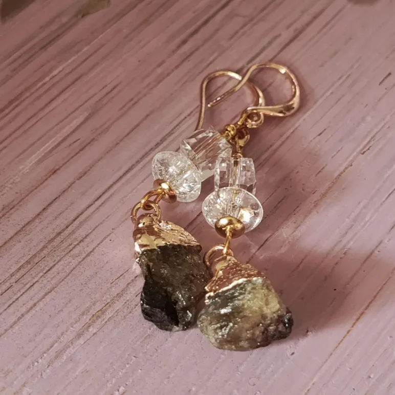 Серьги с раухтопазом и хрусталем