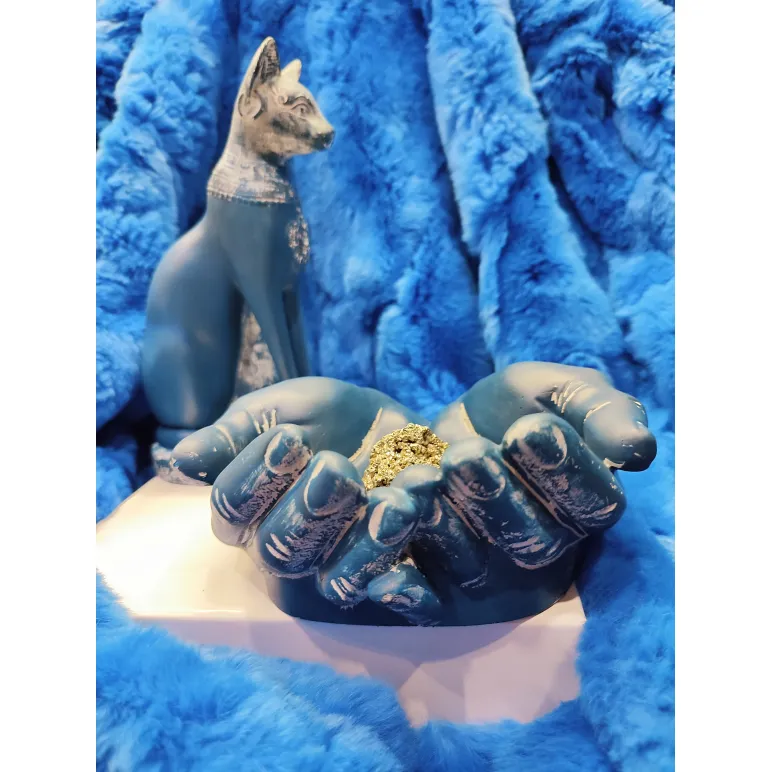 Хранительница очага Богиня " Бастет" и руки " Хранители равновесия "