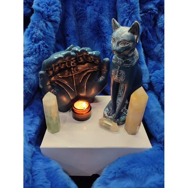 Хранительница очага Богиня " Бастет" и руки " Хранители равновесия "