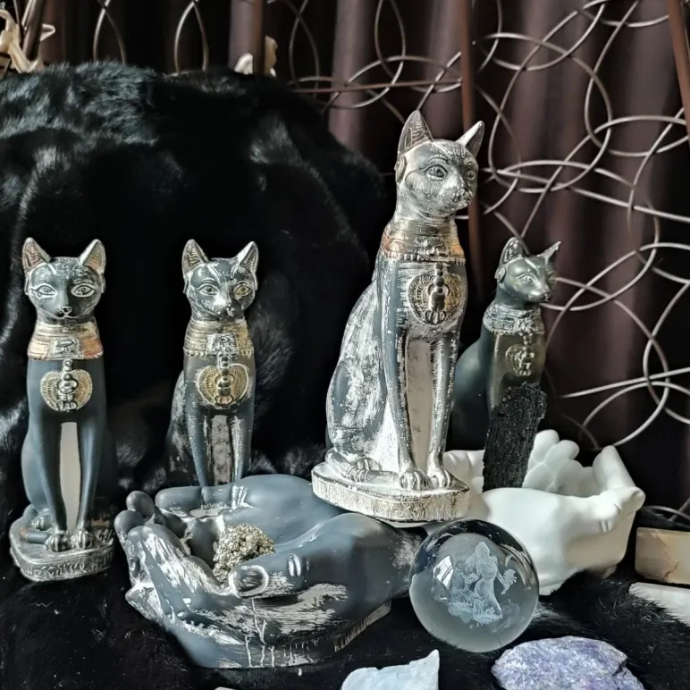 Священный оберег семьи Богиня " Баст" (бастет)