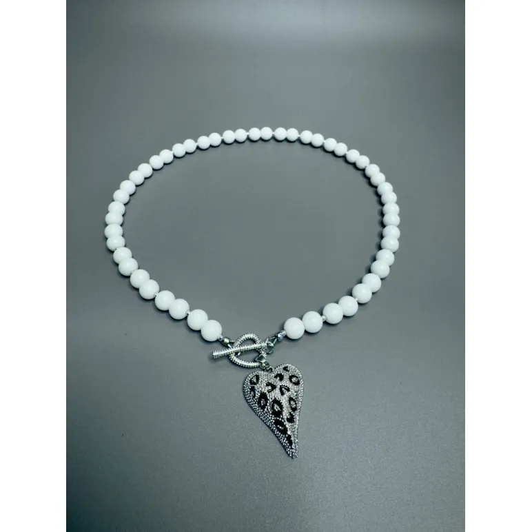 ​Колье из натурального белого агата и гематита