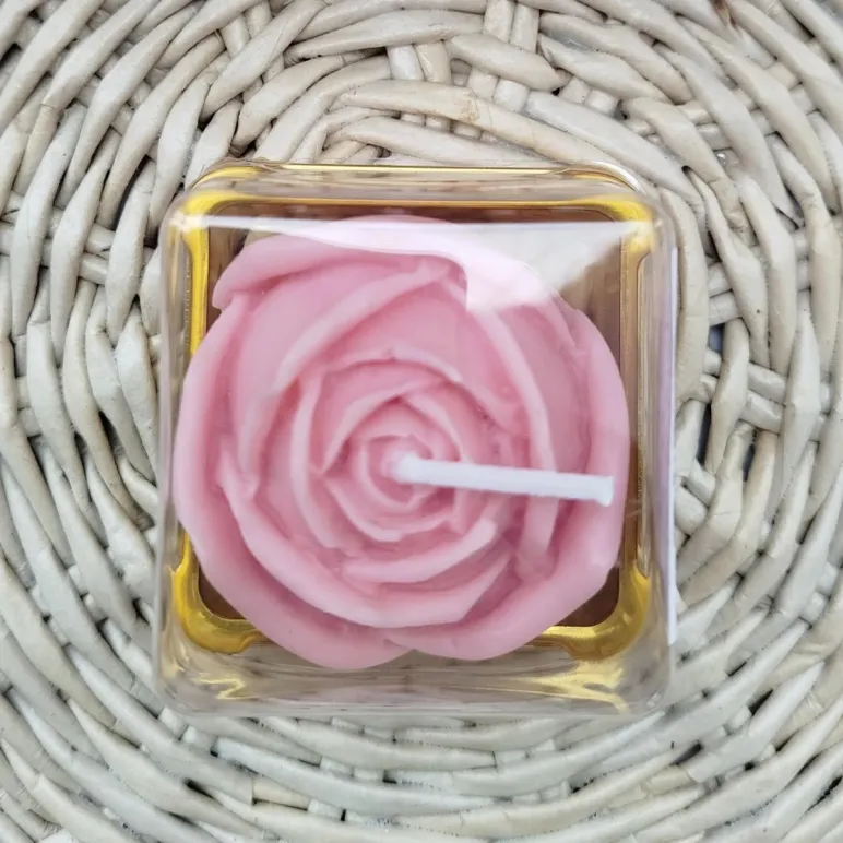 Свеча восковая бонбоньерка