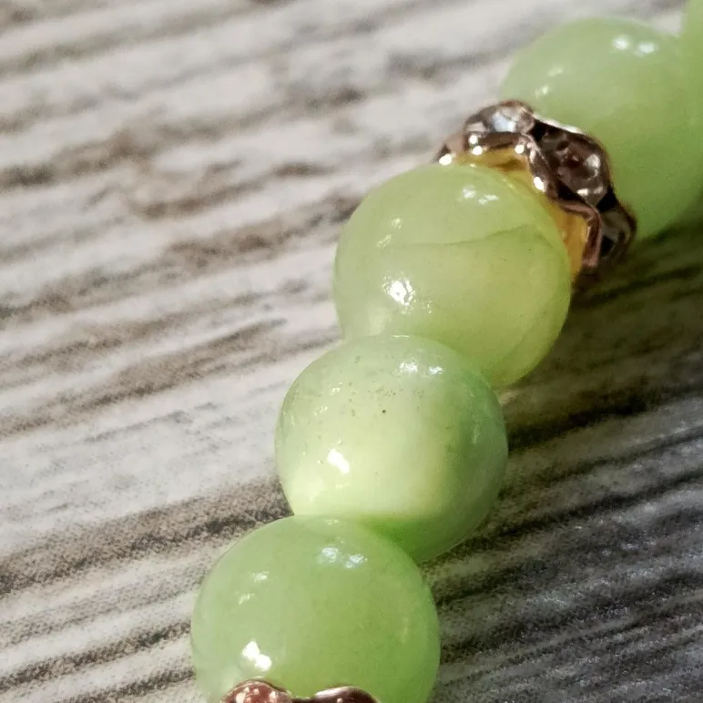 Браслет из оникса и кварца