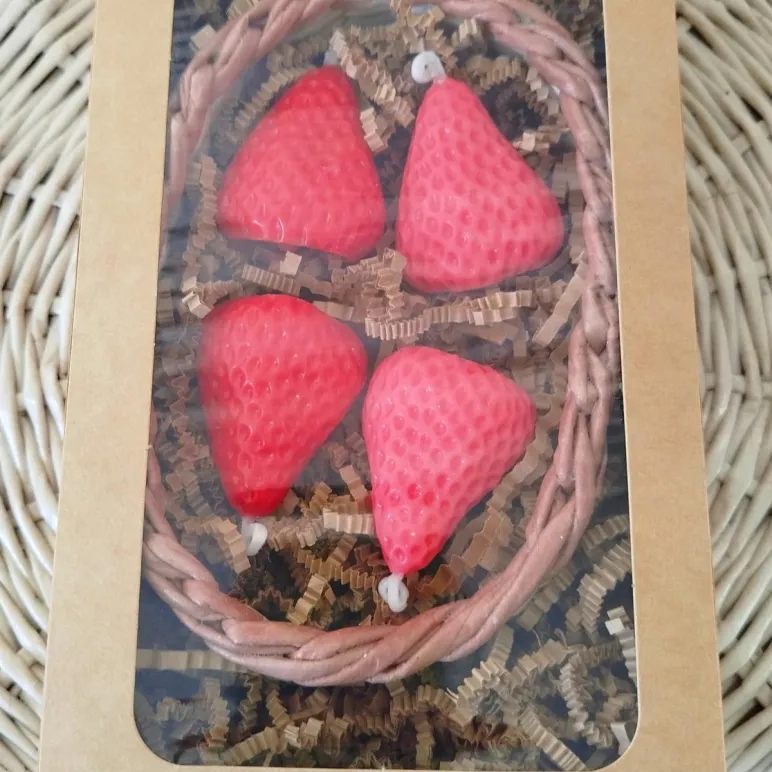 Вазочка плетеная под конфеты и восковые свечи