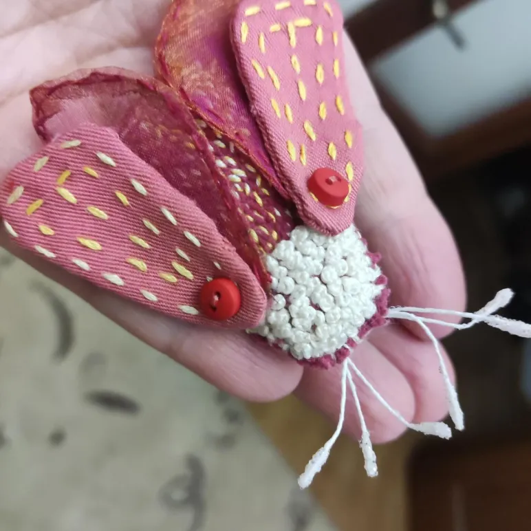 Брошь "Красный мотылёк"