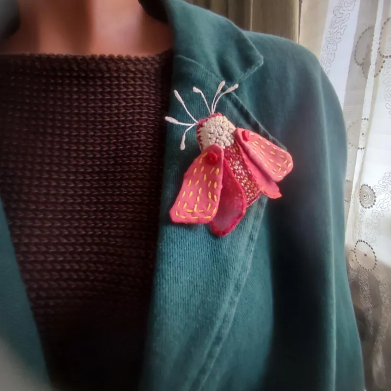 Брошь "Красный мотылёк"