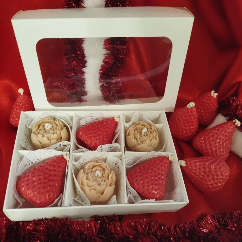 Свечи восковые подарочные Клубника Пион